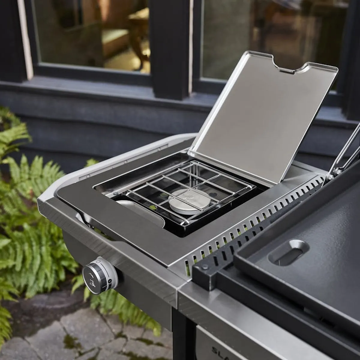 Газовый гриль - планча Weber SLATE GPSB 76 cm Premium Griddle